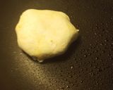 A picture of step 2 of Hand-Meatpie.