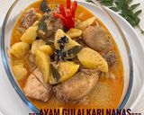 Foto langkah ke 6 dari resep Gulai Ayam Nanas Daun Kari.
