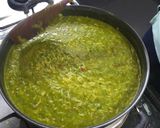 A picture of step 11 of Lehsuni Palak Khichdi.