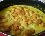 A picture of step 16 of Pakora Kadi.