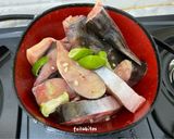 Foto langkah ke 1 dari resep Ikan Patin Bumbu Kuning.