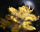 A picture of step 10 of Onion Pakoda Roll.