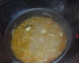 Foto del paso 4 de la receta: Cinta de lomo en escabeche con pimiento asado y papas fritas