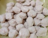 Foto langkah ke 5 dari resep Bakso Udang cepat kilat.