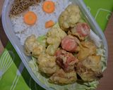 Foto langkah ke 3 dari resep Nasi srundeng dgn brokoli goreng.