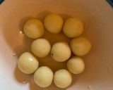 Foto langkah ke 4 dari resep Bola Ubi Praktis!✨.