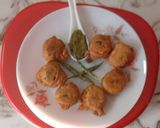 A picture of step 7 of Batata Vada.