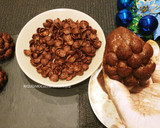 Foto del paso 4 de la receta: Piñas de chocolate y cereales