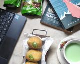Foto langkah ke 9 dari resep Bomboloni Vla Creamy Matcha (Cuma Diaduk).