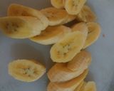 Foto langkah ke 1 dari resep Takjil #20 Pis Roti Tawar Pisang Raja.
