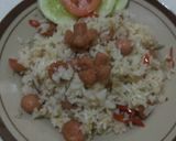Foto langkah ke 5 dari resep Nasi goreng sedap sosis terasi.