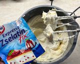 Áfonyás-mascarponés torta 🍰 recept fázis 4 fotója