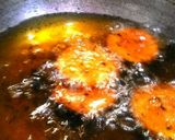 A picture of step 3 of Mathi.... Namkeen puri.