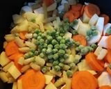 Zöldségkrémleves recept fázis 2 fotója