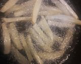 A picture of step 4 of Homemade Crispy French Fries.
