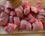 Foto del paso 1 de la receta: Conejo en salsa de manzana