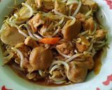 Foto langkah ke 5 dari resep Tumis Tauge Bakso.