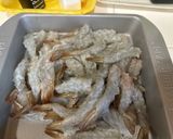 A picture of step 1 of Spicy Tempura Prawn.