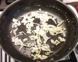 Une image de l'étape 5 de Risotto aux champignons.