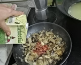 Foto del paso 4 de la receta: Risotto de champiñones, pollo y jamón🍄🍗🐽