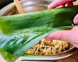 Foto langkah ke 5 dari resep Lapek Sagan / Selimpok /Lepat Pisang.