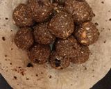 बासी रोटी के लड्डू (basi roti ke ladoo recipe in Hindi) रेसिपी चरण 7 फोटो