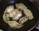 Foto langkah ke 4 dari resep Simple Gyoza ala fe.