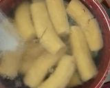 Foto del paso 1 de la receta: Mini empanadas de plátano verde rellenas con queso