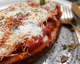 Foto del paso 9 de la receta: Tosta de pollo a la parmesana