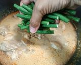 Foto langkah ke 5 dari resep Gulai Ayam Kacang Panjang.