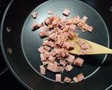 Φωτογραφία βήματος 2 της συνταγής Amatriciana η απόλυτη μακαρονάδα με ζυμαρικά Bucatini 🍝