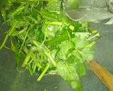 Foto langkah ke 6 dari resep Kangkung Masak Kerang Ijo.