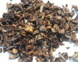 A picture of step 3 of Duxelles.