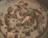 Gambar langkah 4 resipi Kuah Soto Ayam.