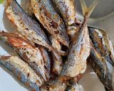 Foto langkah ke 2 dari resep Ikan Dencis Balado.