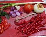 Foto langkah ke 2 dari resep Ayam Goreng Dicabein - Pedas Manis.
