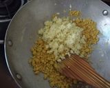 A picture of step 4 of Besan Mawa Ladoo.