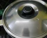 A picture of step 5 of Panash Matar Masala (Odia Style Curry/lunch).