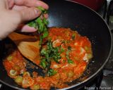 A picture of step 8 of Sweet chilli and tomatoes pasta.