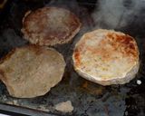 Foto del paso 2 de la receta: Hambur-pizzas (variedad)