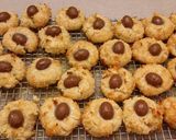 A picture of step 14 of Coconut Shortbread Easter Cookies.