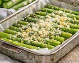 Foto del passaggio 3 della ricetta Asparagi gratinati al forno