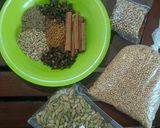 Foto langkah ke 1 dari resep Rempah Kebuli Homemade.