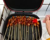 Foto langkah ke 4 dari resep Sate Sapi Madura.