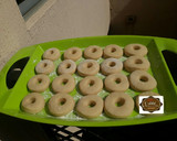 A picture of step 3 of Doughnuts.