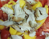 Foto del paso 2 de la receta: Hojas de lechuga rellenas de pollo y mango