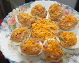 Foto del paso 5 de la receta: Huevos rellenos de ensaladilla de atún