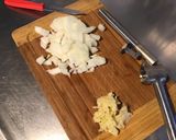 Une image de l'étape 2 de Côtes de porc aux poivrons, coriandre, ail fumé et épices cajun.