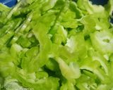 Foto langkah ke 2 dari resep Tumis PARE (simple).
