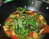 Foto langkah ke 4 dari resep Asem-Asem Ayam ala Tin.